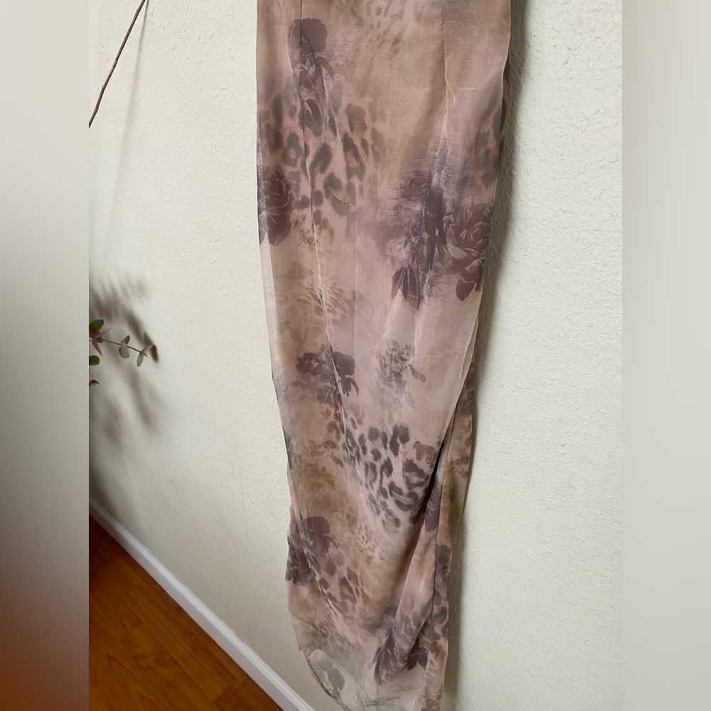 HOUSE OF CB 'Aiza' Cream Floral Print Maxi Dress NWOT size S A-C - Picture 9 of 11
